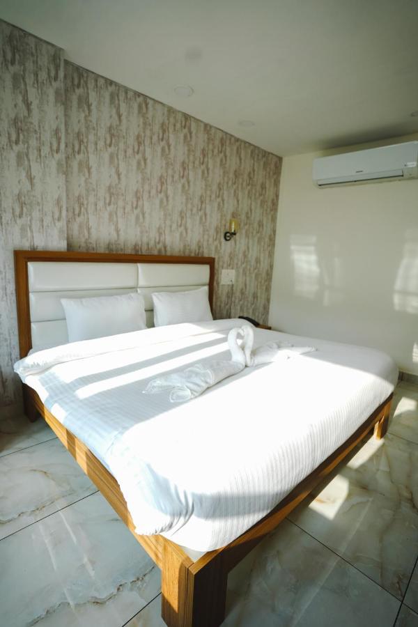 Hotel Northwind, Kharar, Mohali Bagian luar foto