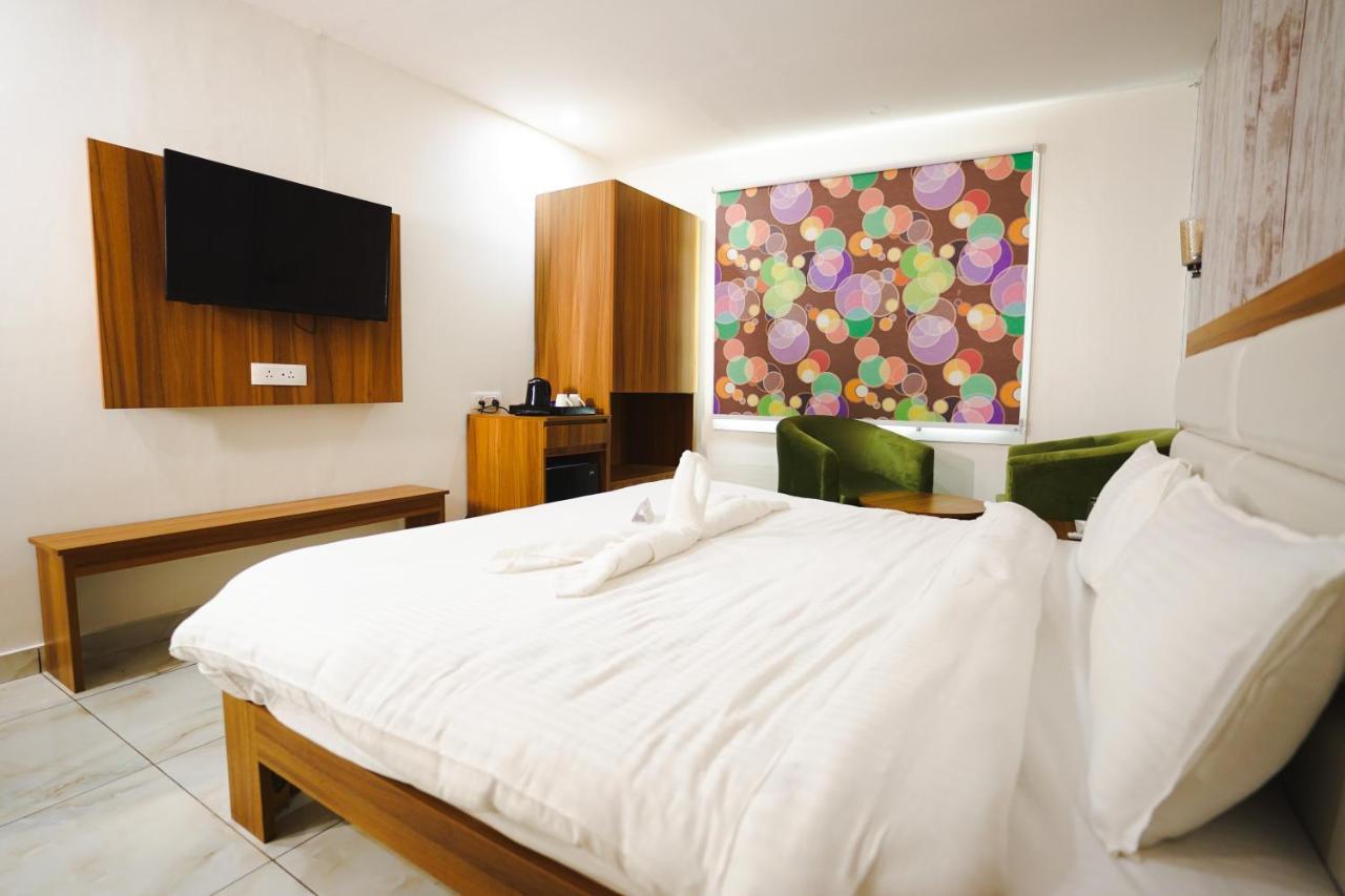 Hotel Northwind, Kharar, Mohali Bagian luar foto