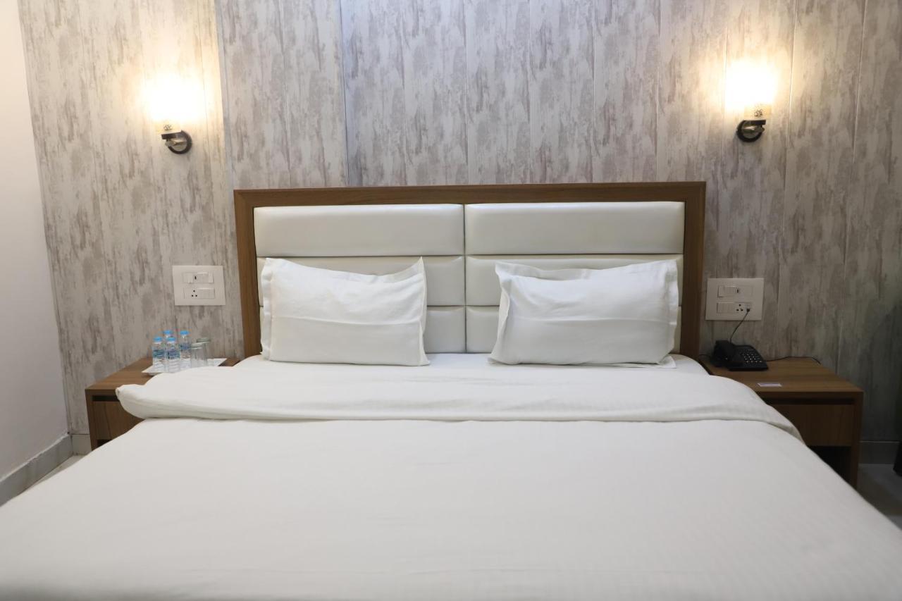 Hotel Northwind, Kharar, Mohali Bagian luar foto